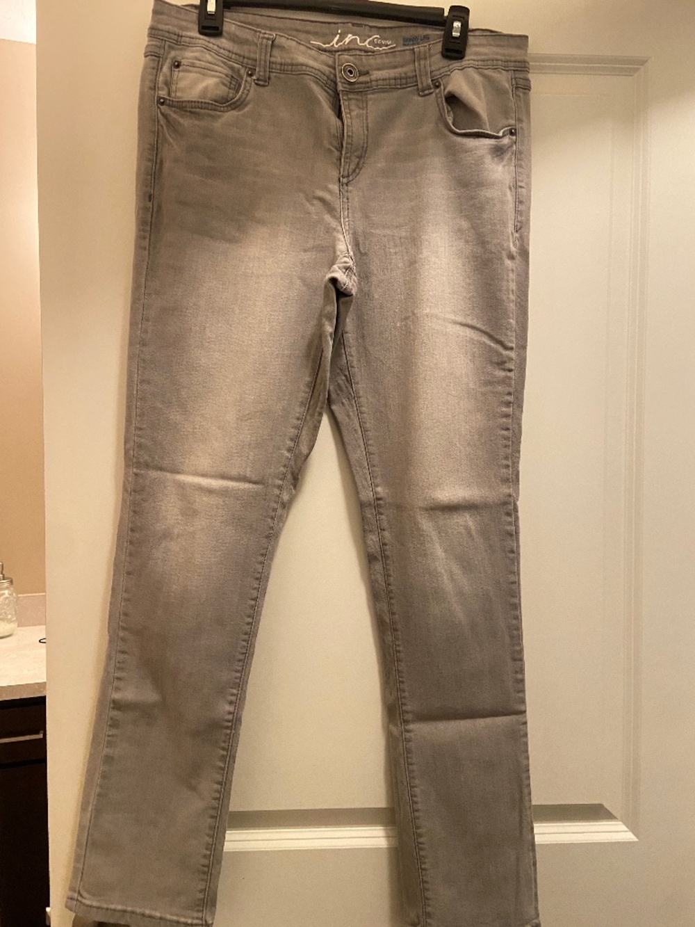 inc denim skinny jeans.